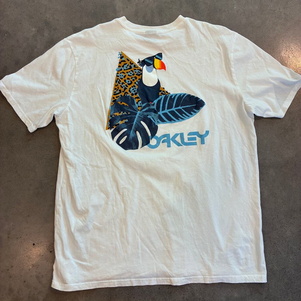 Oakley Parrot tropical white 100 cotton mens tshirt 2XL regular fit